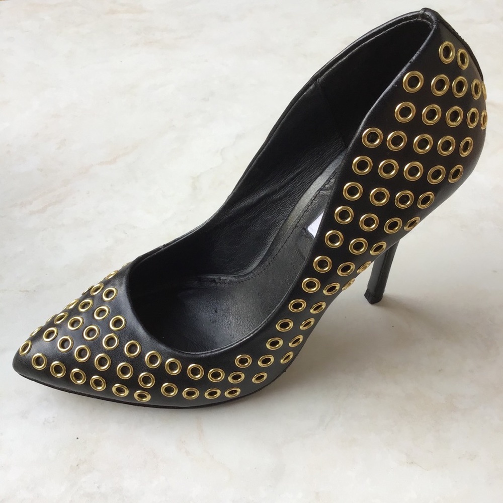 Steve Madden Grommet Heels